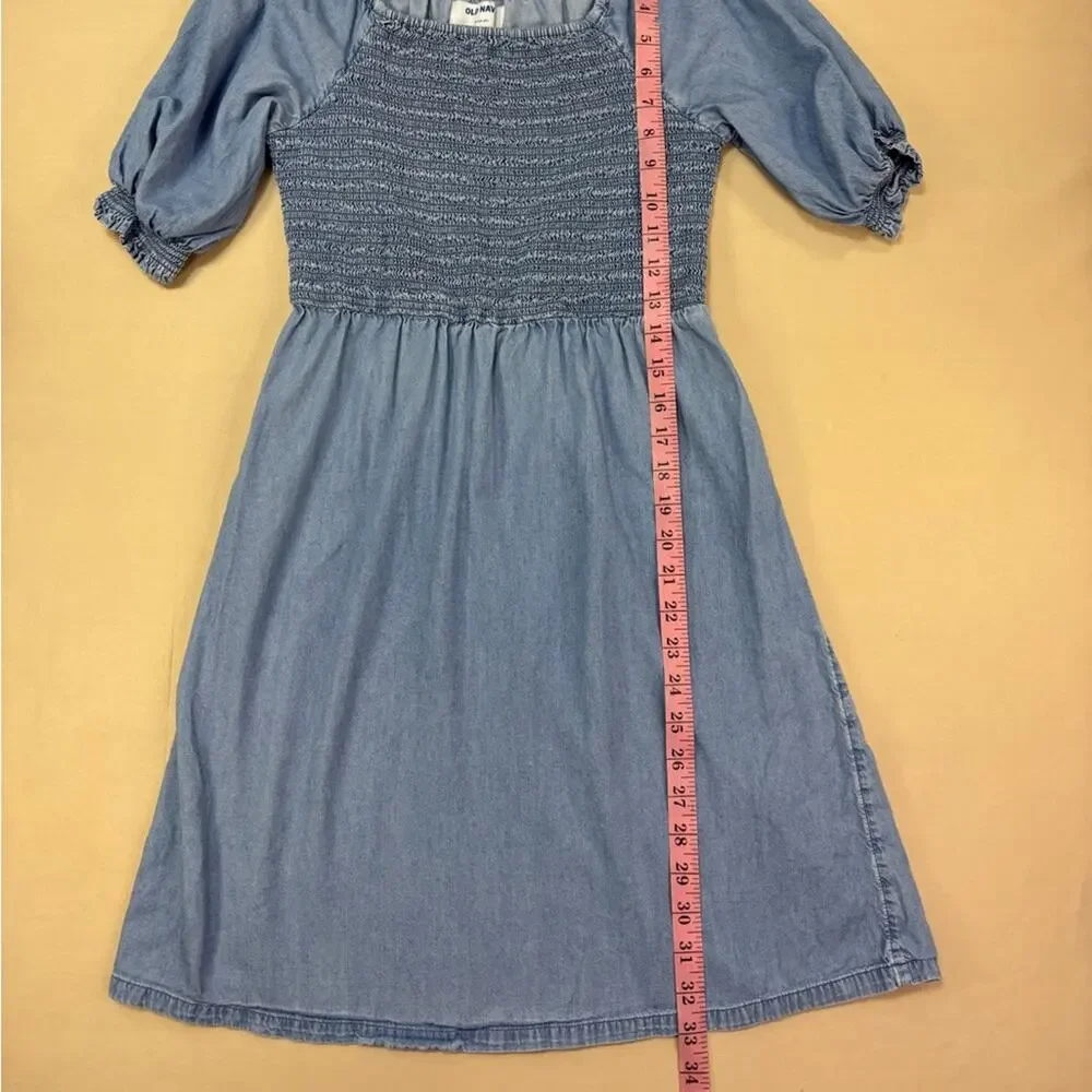 Old Navy Denim Chambray Blue Smocked Kids Dress Size XL